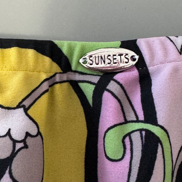 Pucci Inspired Swim Skirt Women's Size XL Brand Sunset - Picture 3 of 3